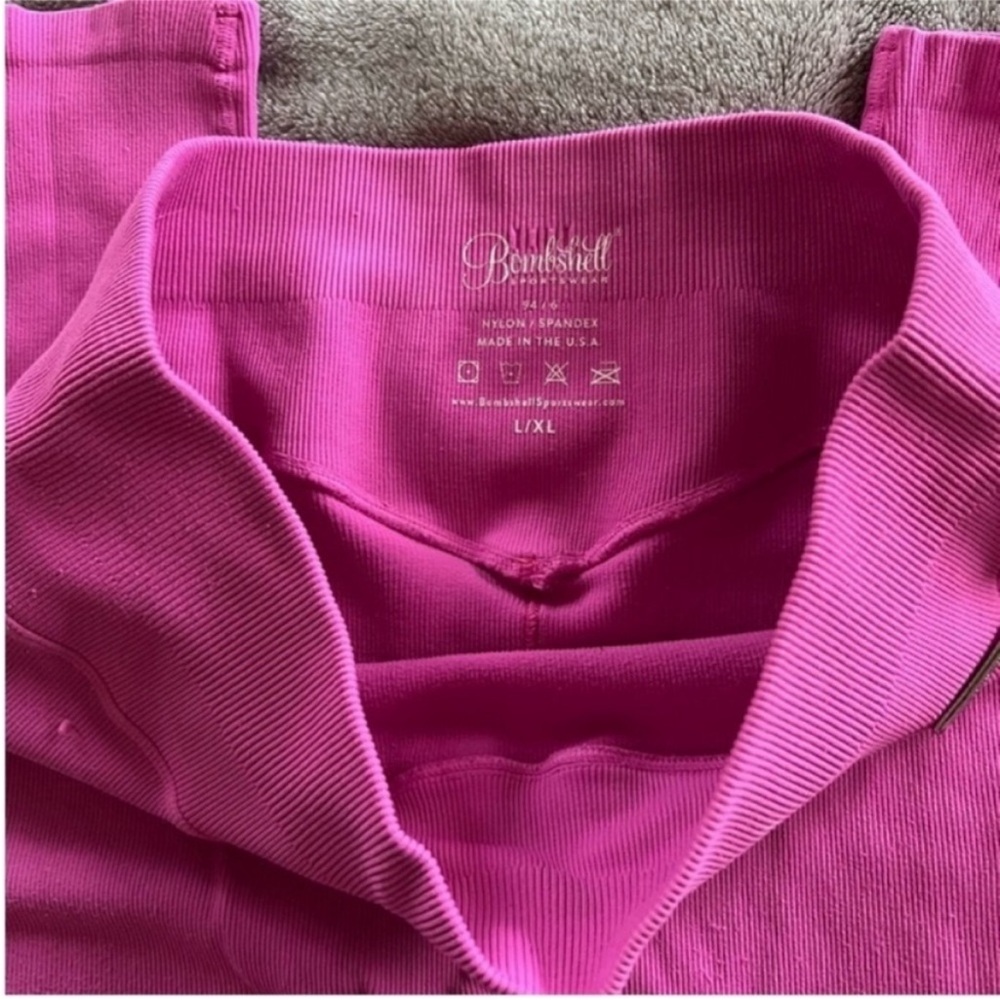 Bombshell Sportswear Pink Ribbed Leggings Large - Picture 3 of 4
